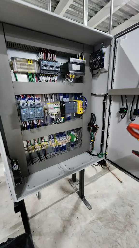 Gabinete Eléctrico 